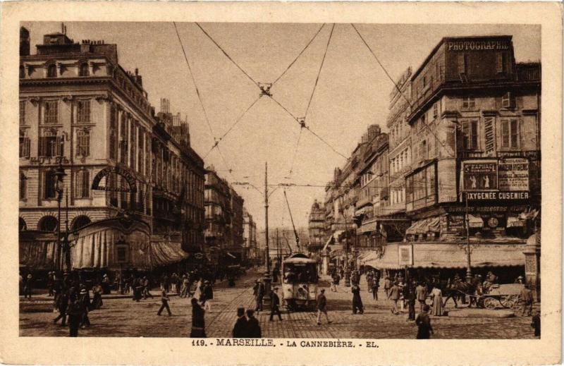 Carte postale ancienne Marseille-La Cannebiere à Marseille