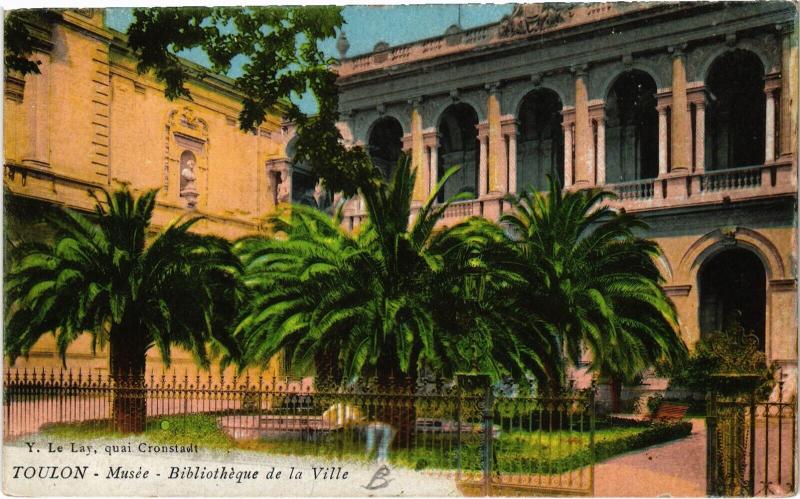 Carte postale ancienne Toulon Musée et Bibliothéque de la Ville à Toulon
