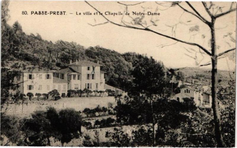 Carte postale ancienne Passe-Prest - La villa et la Chapelle de Notre-Dame