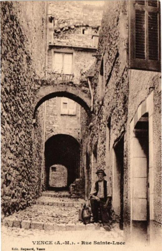 Carte postale ancienne Vence - Rue Sainte-Luce à Vence