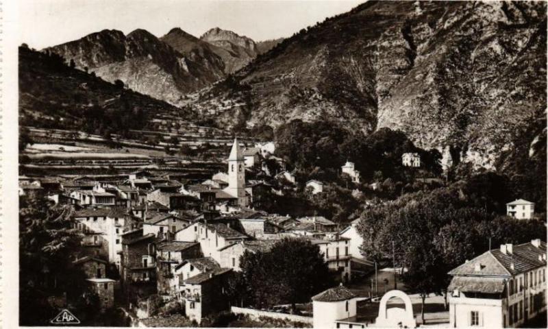 Carte postale ancienne Le Moulinet - Vue générale à Moulinet