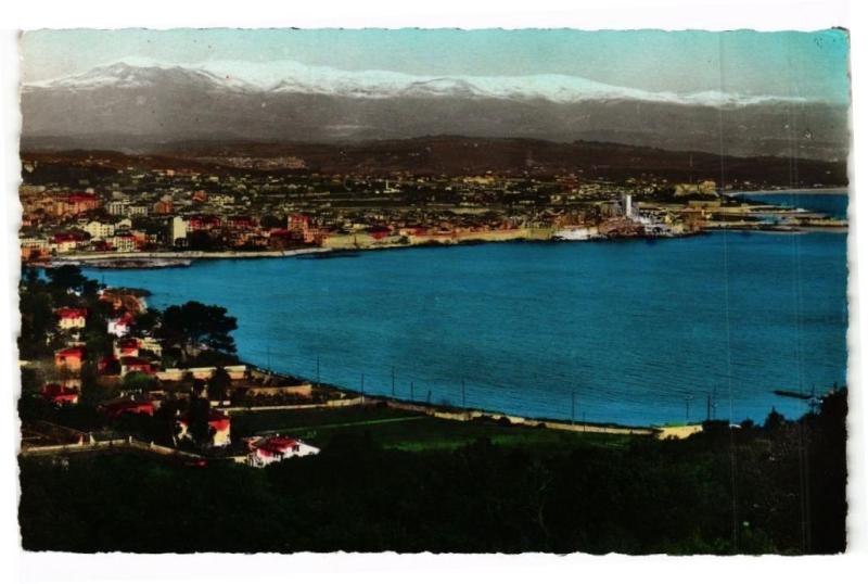 Carte postale ancienne Antibes - Vue générale à Antibes