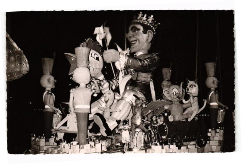 Carte postale ancienne Carnaval de Nice - Char de Sa Majesté Carnaval