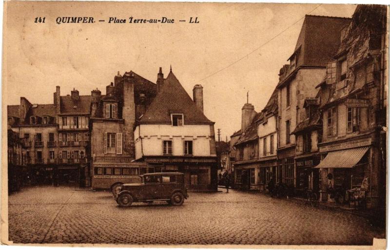 Carte postale ancienne Quimper - Place Terre-au-Due à Quimper