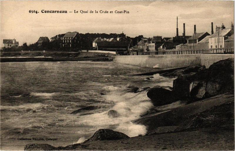 Carte postale ancienne Concarneau - La Quai de la Criée et Cost-Pin à Concarneau