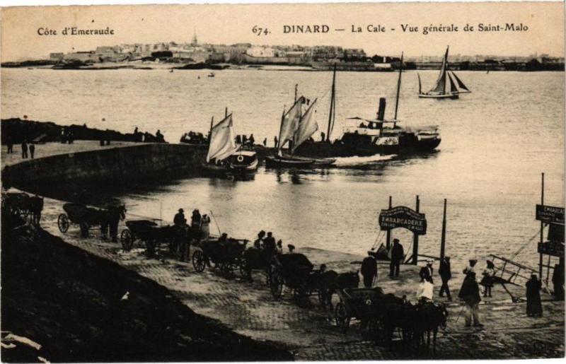 Carte postale ancienne Dinard-La Cale-Vue générale de Saint-Malo à Dinard