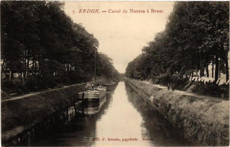 Carte postale ancienne Redon-Canal de Nantes a Brest à Redon