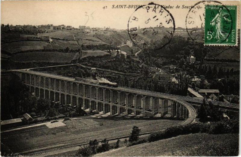 Carte postale ancienne Saint-Brieuc-Le Viaduc de Souzin à Saint-Brieuc