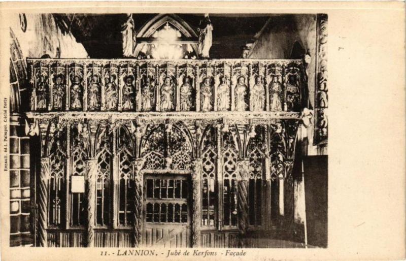 Carte postale ancienne Lannion - Jubé de Kerfons-Facade à Lannion