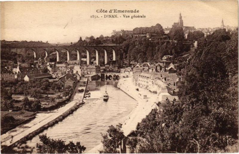 Carte postale ancienne Dinan - Vue générale à Dinan
