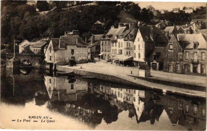 Carte postale ancienne Dinan - Le Port - Le Quai à Dinan