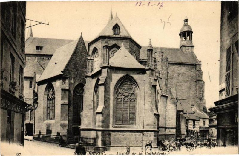 Carte postale ancienne Abside de la Cathédrale à Saint-Brieuc