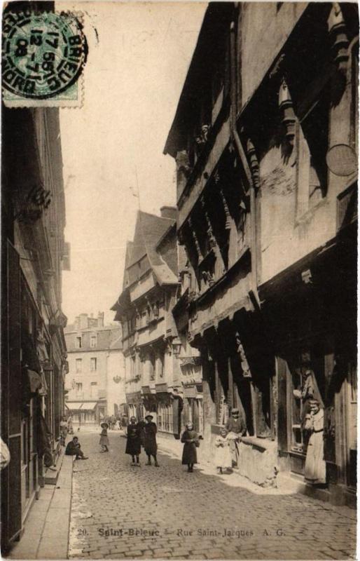 Carte postale ancienne Saint-Brieuc-Rue Saint-Jacques à Saint-Brieuc