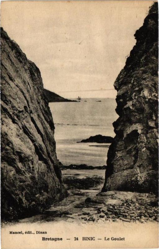 Carte postale ancienne Binic - Le Goulet