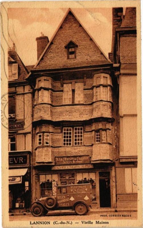 Carte postale ancienne Lannion - Vieille Maison à Lannion