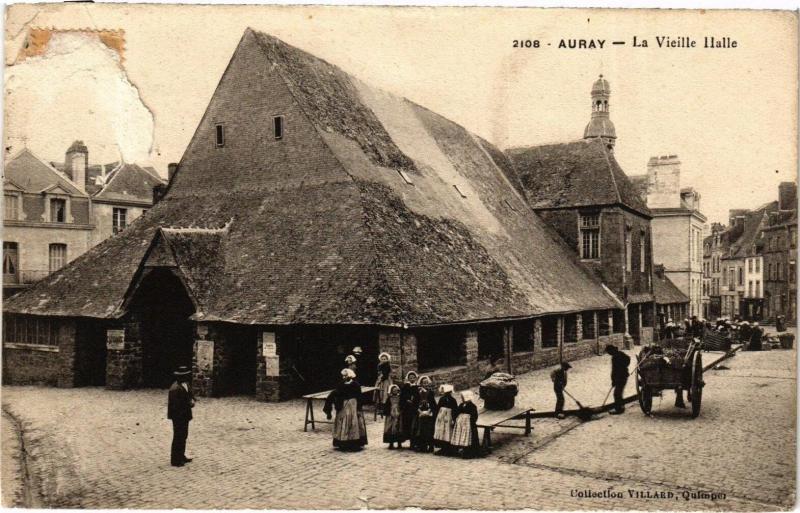 Carte postale ancienne Auray - La Vieille Halle à Auray