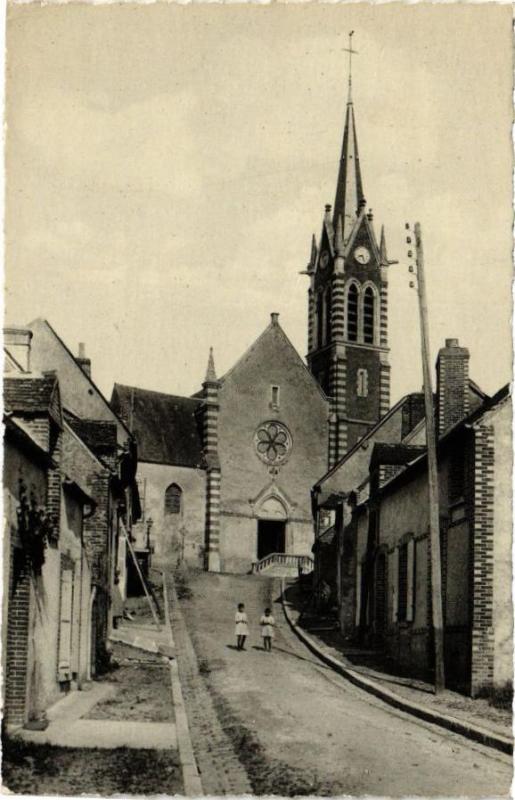 Carte postale ancienne Douchy - Rue de la Fontaine