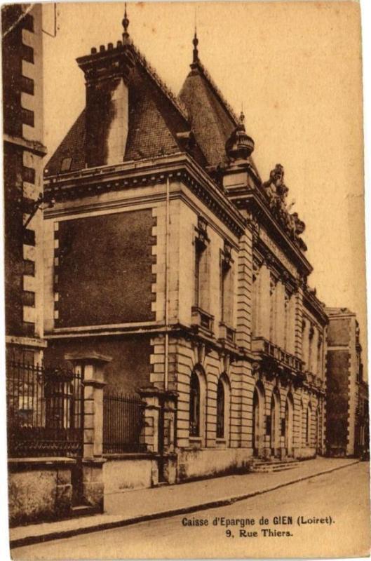 Carte postale ancienne Caisse d'Epargne de Gien
