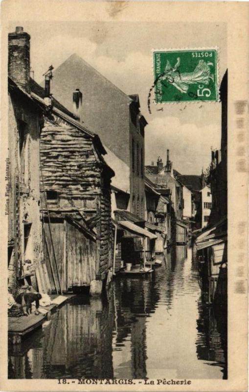 Carte postale ancienne Montargis - La Pecherie à Montargis