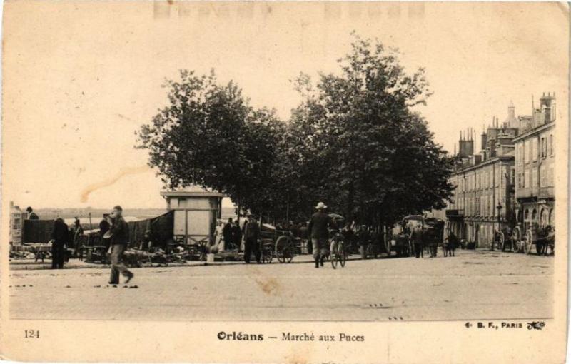 Carte postale ancienne Orleans-MARChe aux Puces