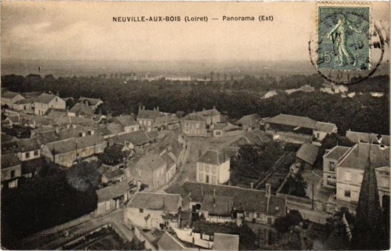 Carte postale ancienne Neuville-aux-Bois - Panorama (Est) à Neuville-aux-Bois