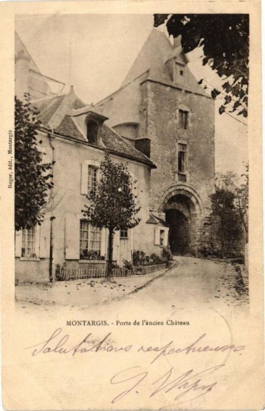 Carte postale ancienne Montargis - Porte de l'ancien Chateau à Montargis