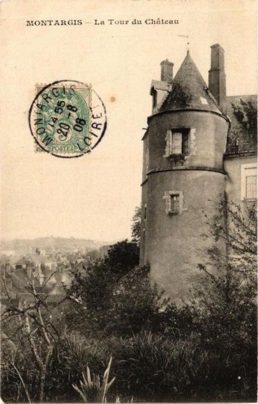 Carte postale ancienne Montargis - La Tour du Chateau à Montargis