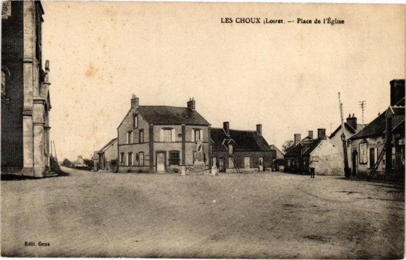 Carte postale ancienne Les Choux - Place del'Eglise aux Choux