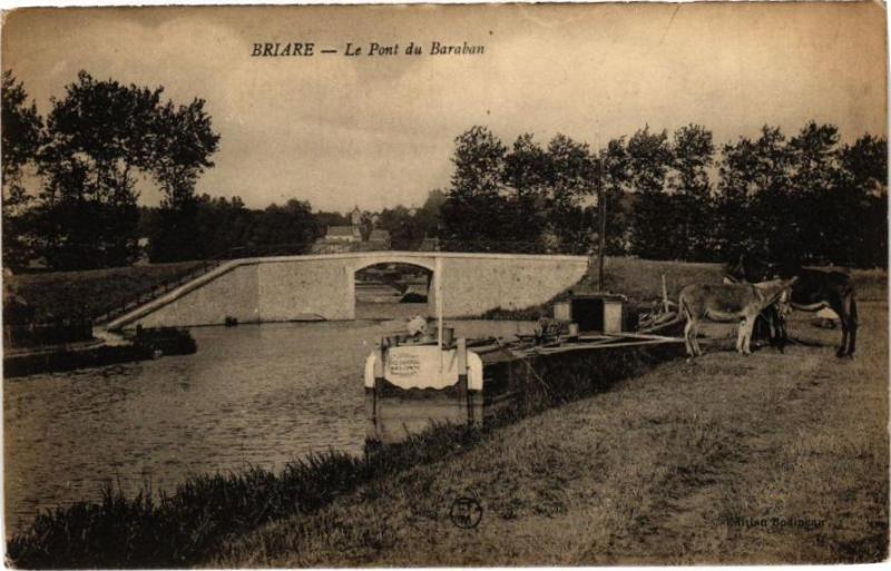 Carte postale ancienne Briare - Le Pont du Baraban à Briare