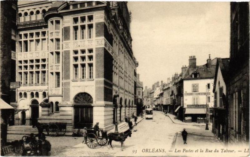 Carte postale ancienne Orleans-Les Postes et la Rue du Tabour