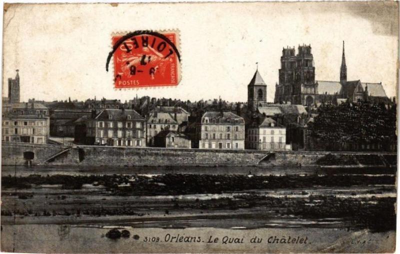 Carte postale ancienne Orleans - Le Quai du Chatelet à Orléans