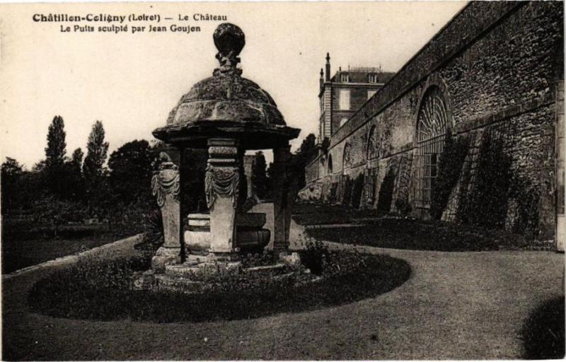 Carte postale ancienne Chatillon - Coligny - Le Chateau - Le Puits sculpte par...