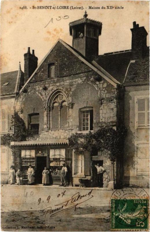 Carte postale ancienne Saint-Benoit-sur-Loire-Maison