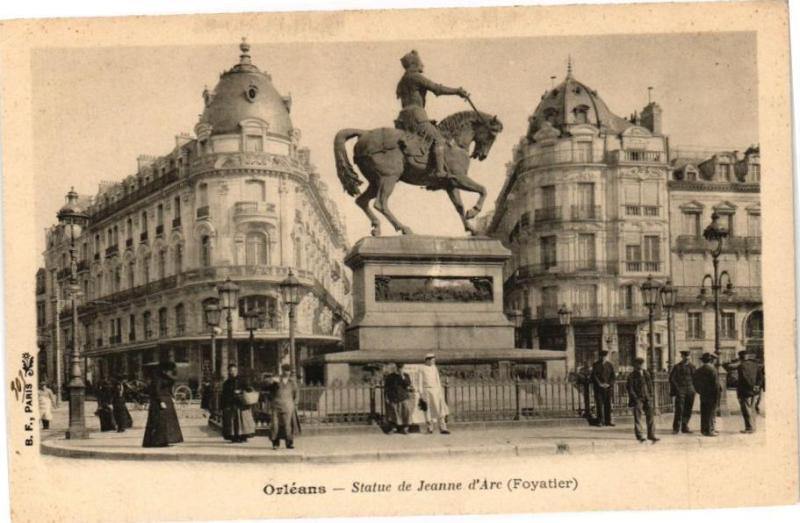 Carte postale ancienne Orleans - Statue de Jeanne d'Arc à Orléans