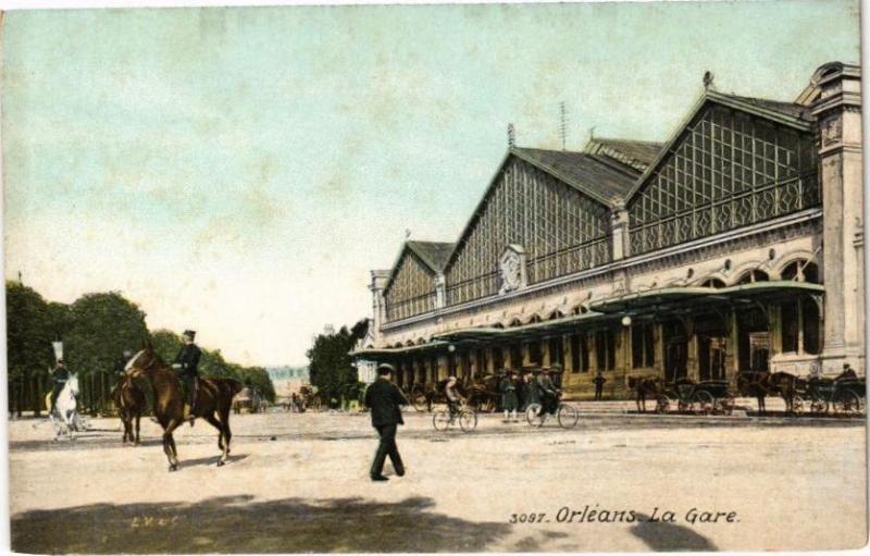 Carte postale ancienne Orleans - La Gare à Orléans