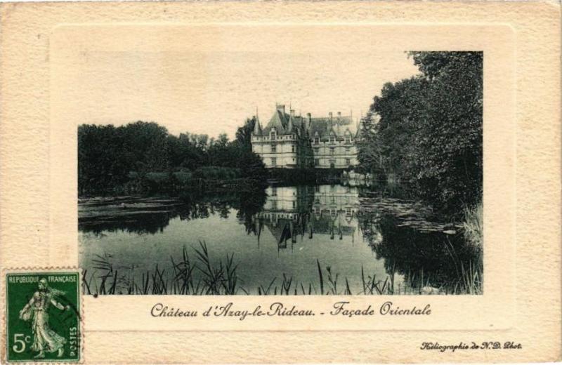 Carte postale ancienne Chateau d'Azay-le-Rideau - Facade Orientale à Azay-le-Rideau