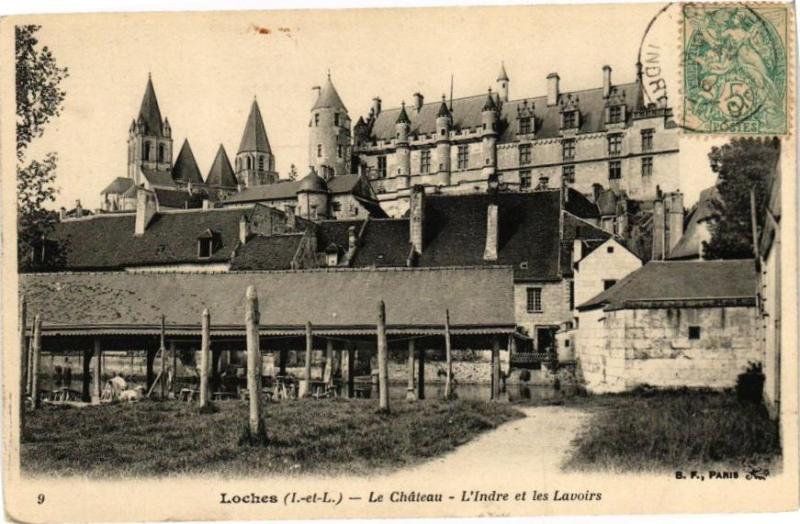 Carte postale ancienne Loches - Le Chateau - L'Indre et les Lavoirs à Loches