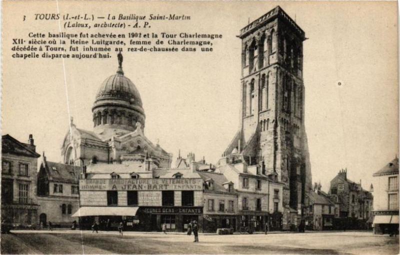 Carte postale ancienne Tours-La Basilique Saint-Martin à Tours