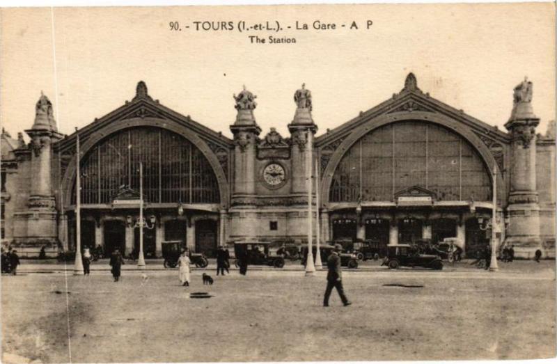 Carte postale ancienne Tours-La Gare à Tours