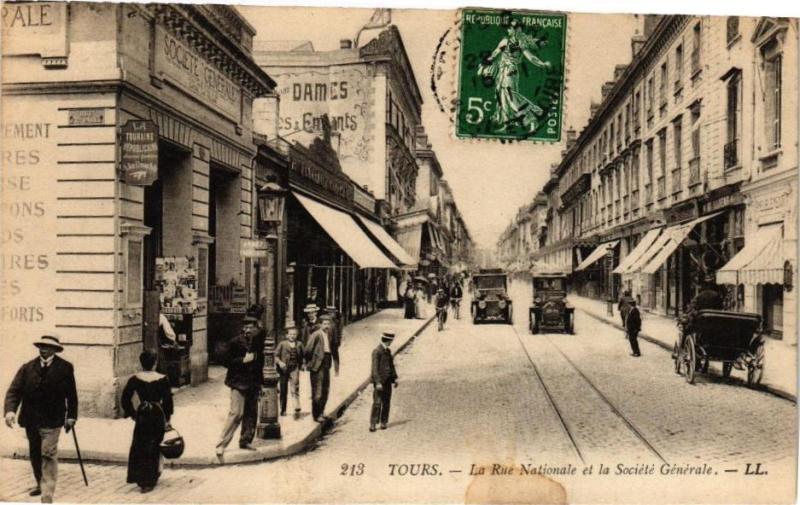 Carte postale ancienne Tours-Rue Nationale et la Société Générale à Tours
