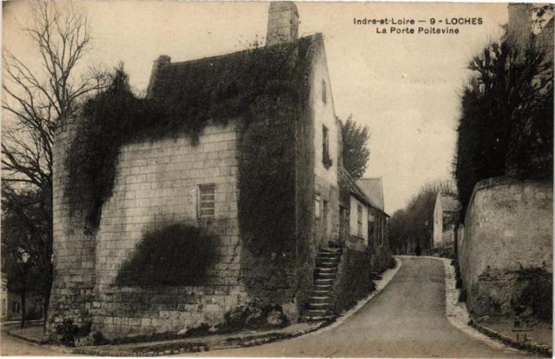 Carte postale ancienne Indre-et-Loire - Loches - La Porte Poitevine à Loches
