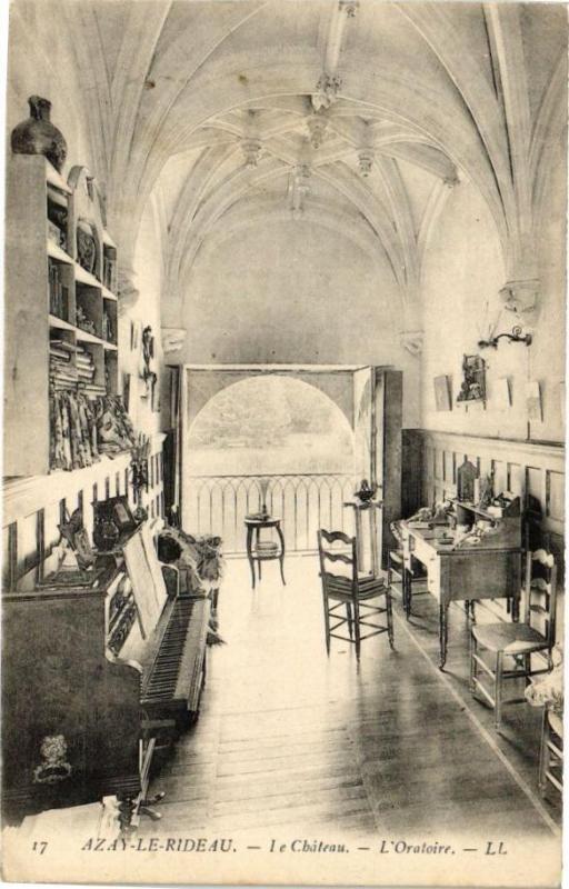 Carte postale ancienne Azay-le-Rideau - Le Chateau - L'Oratoire à Azay-le-Rideau