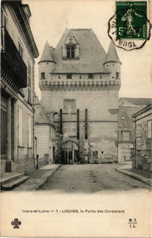 Carte postale ancienne Indre-et-Loire - Loches la Porte des Cordeliers à Loches