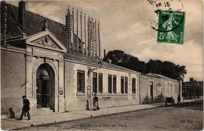 Carte postale ancienne Blois - L'Hotel des Postes à Blois