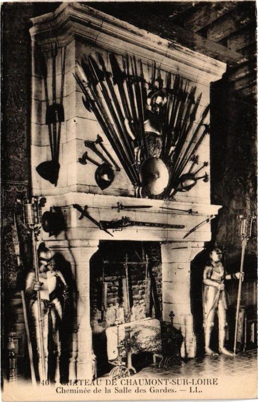 Carte postale ancienne Chateau de Chaumont-sur-Loire-Cheminée de la Salle des Gardes à Chaumont-sur-Loire