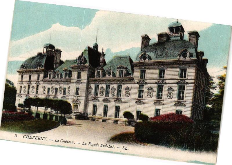 Carte postale ancienne Cheverny-Le Chateau-La Facade Sud Est à Cheverny