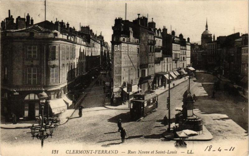 Carte postale ancienne Clermont-Ferrand - Rue Neuve et Saint-Louis à Clermont-Ferrand