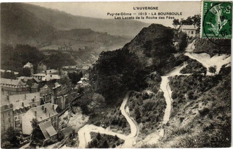 Carte postale ancienne Puy-de-Dome - La Bourboule - Les Lacets de la Roche des Fées à La Bourboule