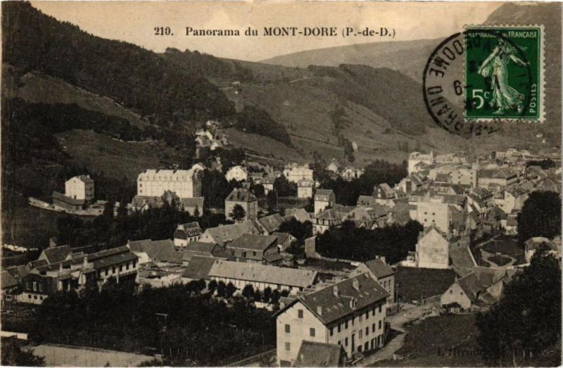 Carte postale ancienne Panorama du Mont-Dore (P.-de-D.) à Mont-Dore
