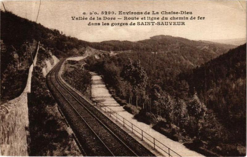 Carte postale ancienne G. D'O - Env. de La Chaise-Dieu - Vallée de la Dore - Route...
